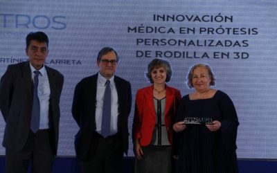 La traumatóloga y cirujana ortopédica de Viamed Los Manzanos, María Victoria Martínez Galarreta, galardonada con el premio A TU SALUD en Innovación Médica